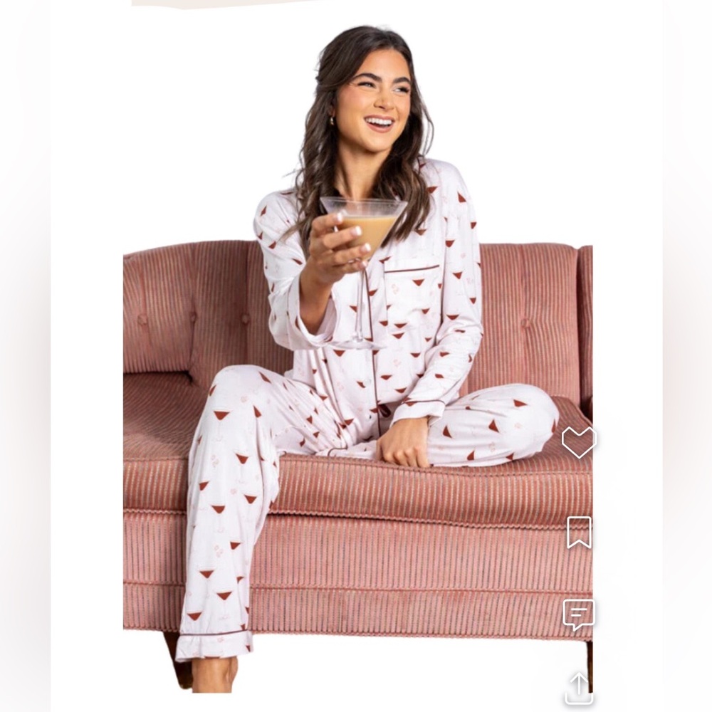 Pink Lily espresso martini Pajama Set - Picture 5 of 5